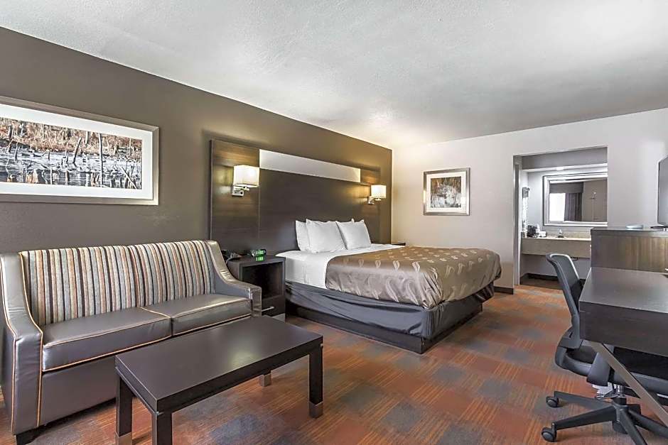 Quality Inn & Suites Stuttgart North