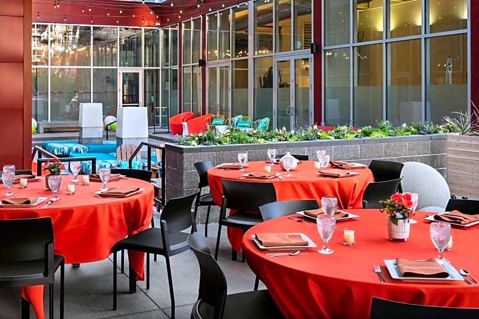 Aloft Minneapolis