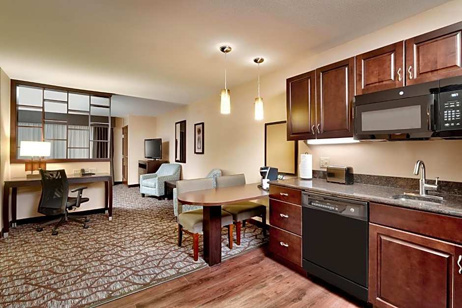 Holiday Inn Express Hotel & Suites Butte By IHG
