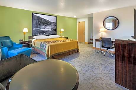 Queen Room - Disability Access/Non-Smoking