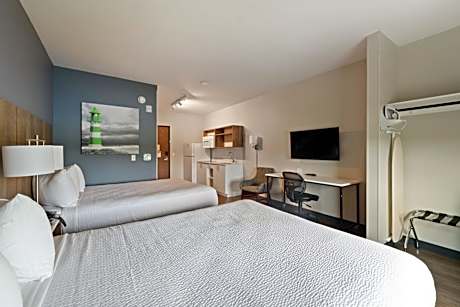 Studio with 2 Queen Beds - Non-Smoking