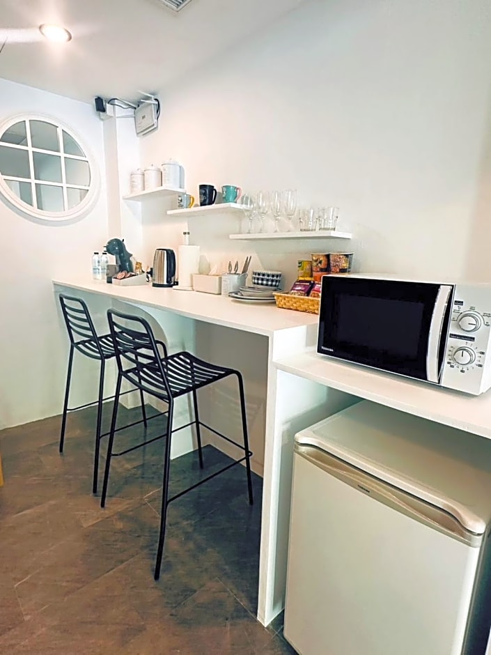 Ocean Pie Phuket - Adult Only