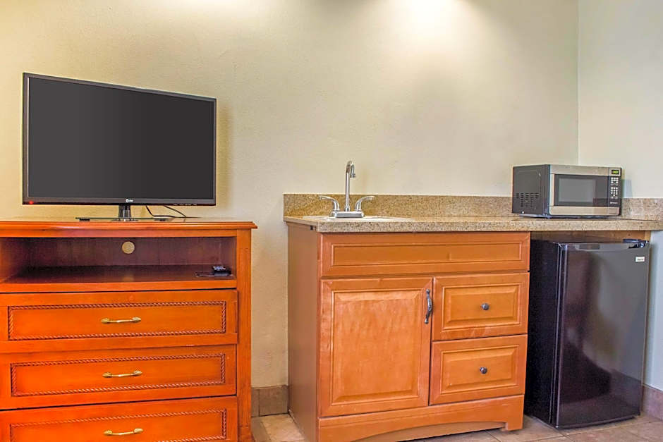 Ramada by Wyndham Tempe Near ASU