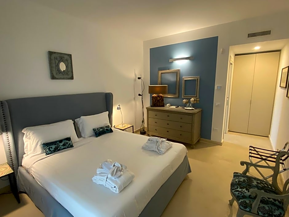 Scilla Maris Charming Suites