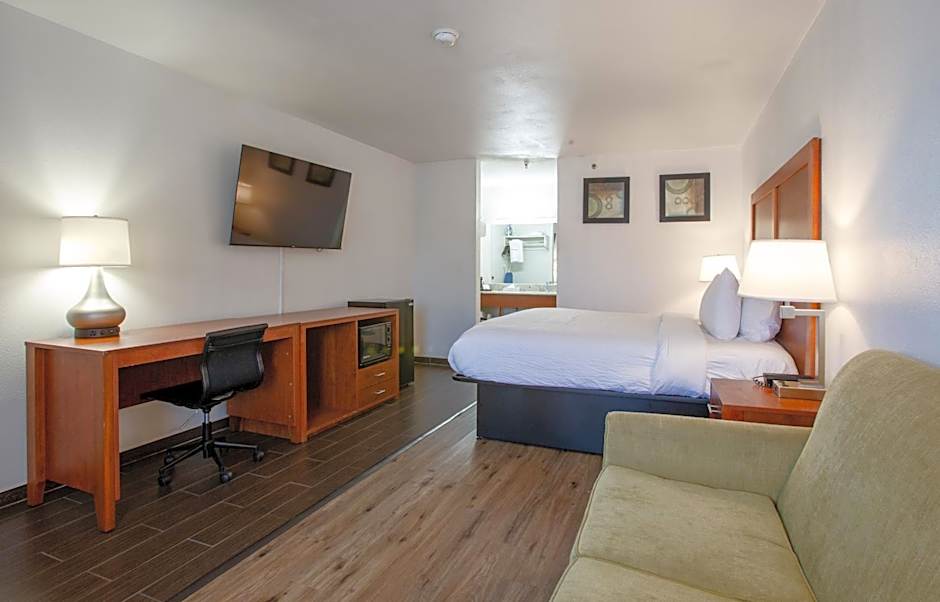 The Hotel Serene Glendale Peoria, Surestay Collection by BW