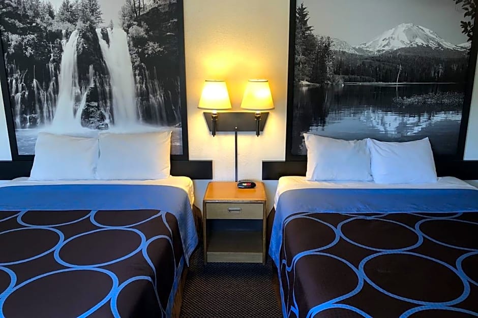 Super 8 by Wyndham Red Bluff