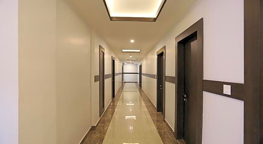 Hotel The Royal Krishna