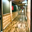 Americas Best Value Inn Wall