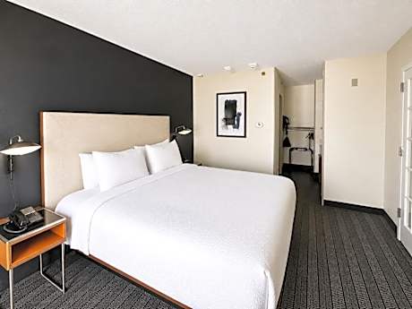 King Room with Sofa Bed