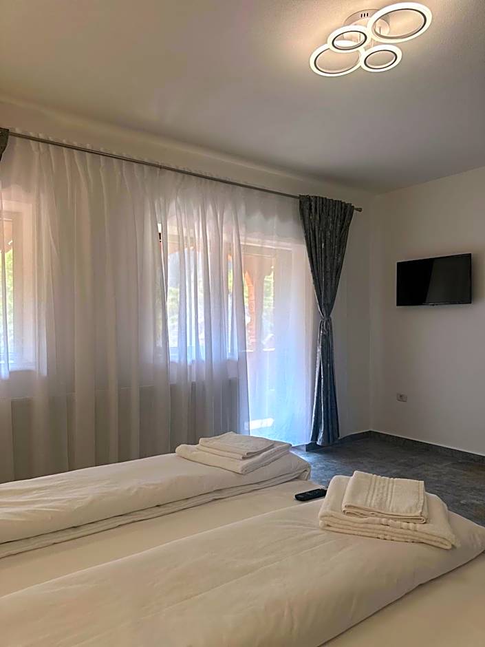 Pensiunea Casa Suciu