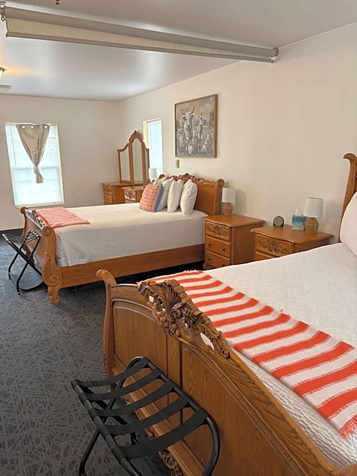 Deep Water Inn