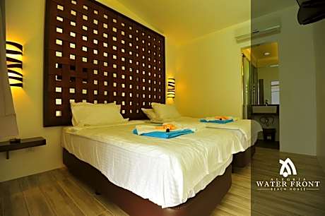 Deluxe Double or Twin Room with Pool View