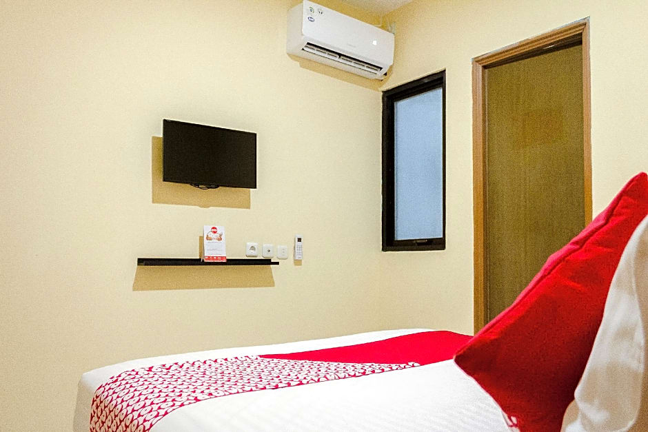 OYO 137 Permata Tawakal