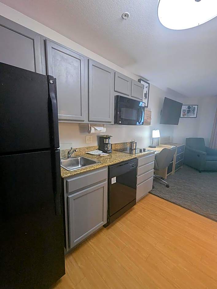 Candlewood Suites Loveland By IHG
