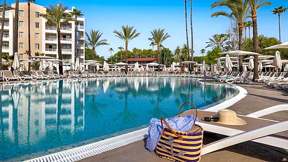 Protur Safari Park Aparthotel