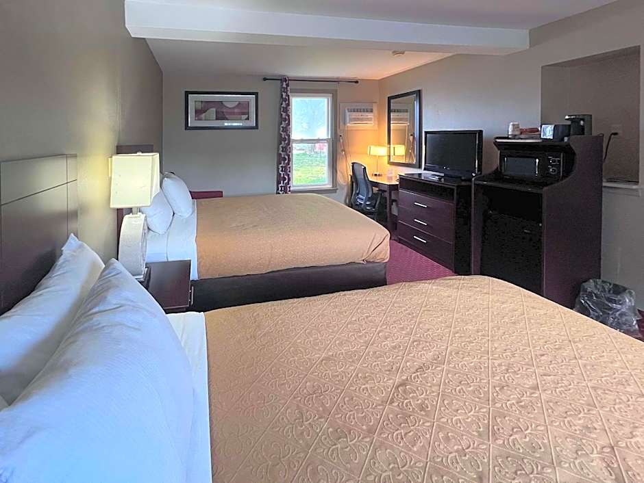 Rodeway Inn & Suites