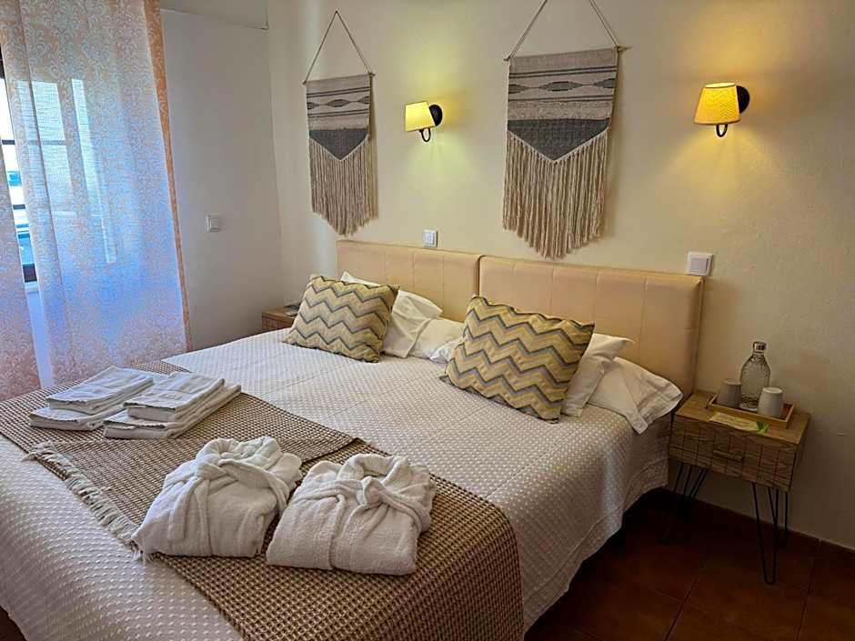 Foto 1 von 4 von Double Room with Private External Bathroom