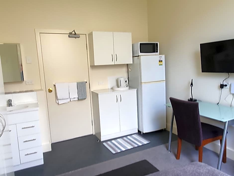 Travel Stay City Hostel