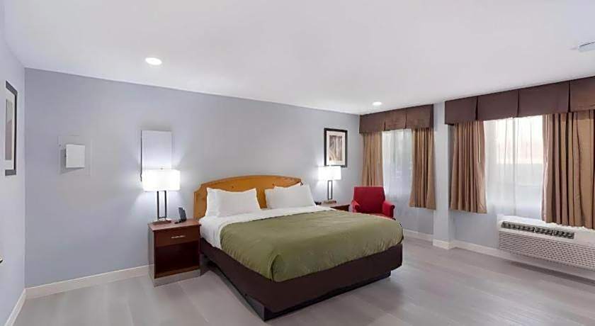 Quality Inn Redding near I-5