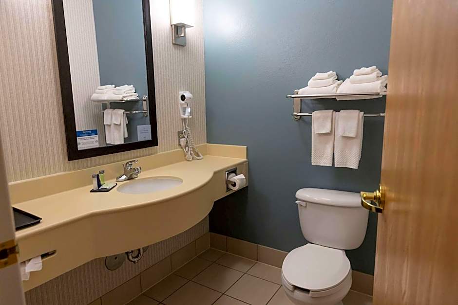 Sleep Inn & Suites Evansville