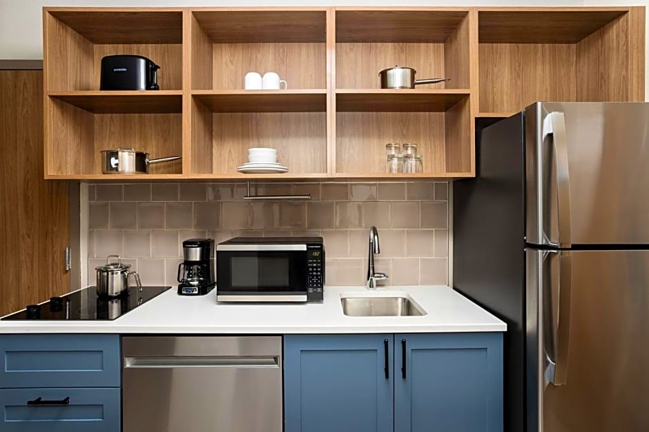 Candlewood Suites Richmond - South by IHG
