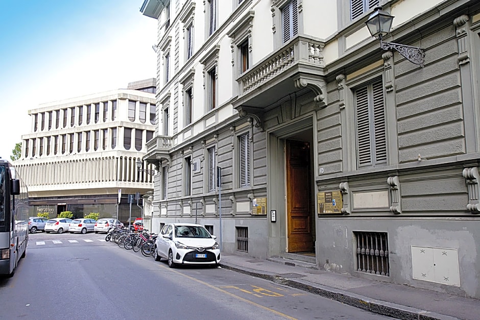 Hotel Desiree