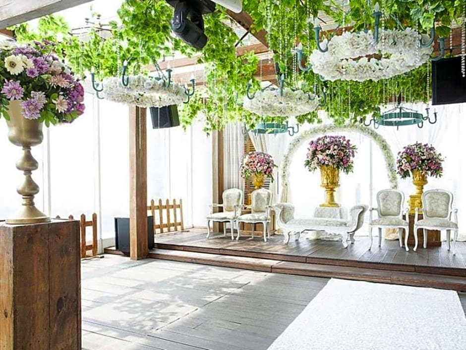 Mercure Jakarta Simatupang Hotel