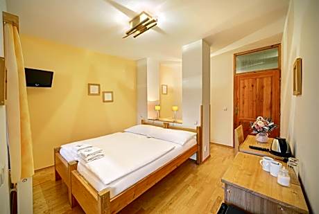 Deluxe Double or Twin Room with Balcony