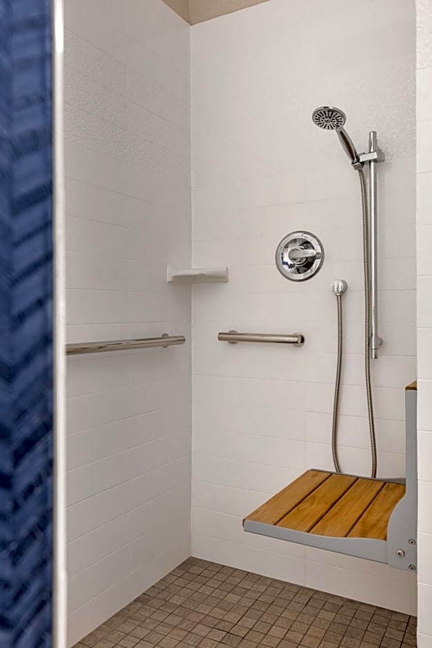 Fairfield Inn & Suites Findlay