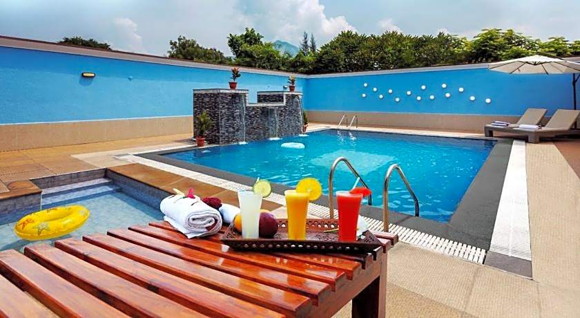 Athena Hotel