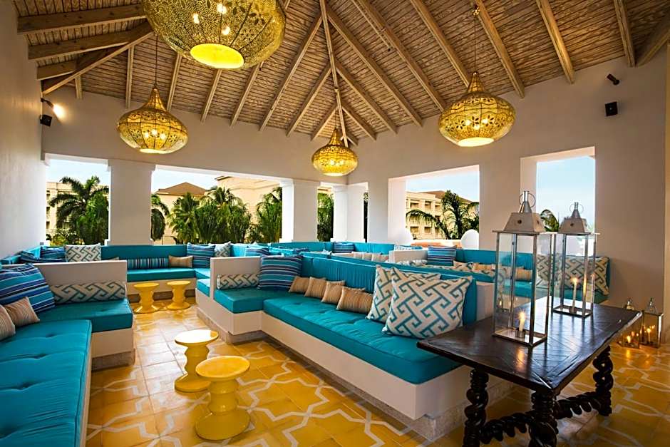 Hyatt Ziva Rose Hall - All Inclusive