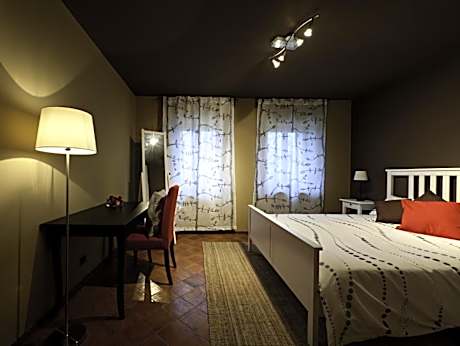 Double Room with Private External Bathroom