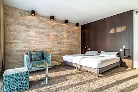 Junior Suite with Balcony