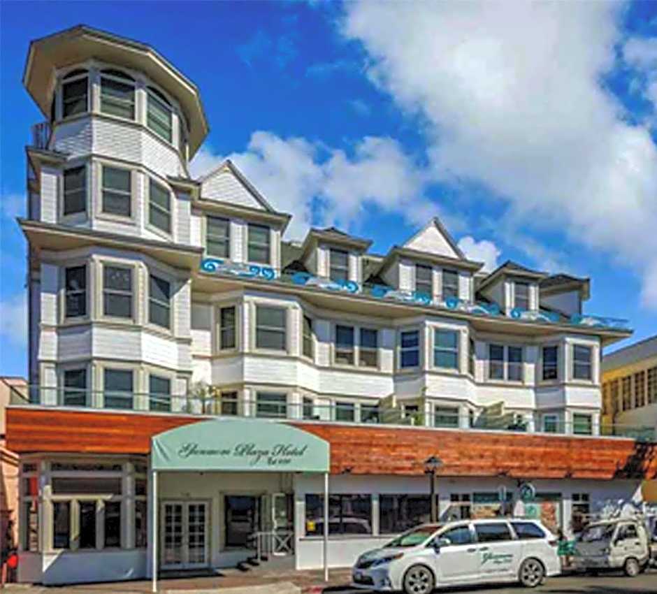 Glenmore Plaza Hotel