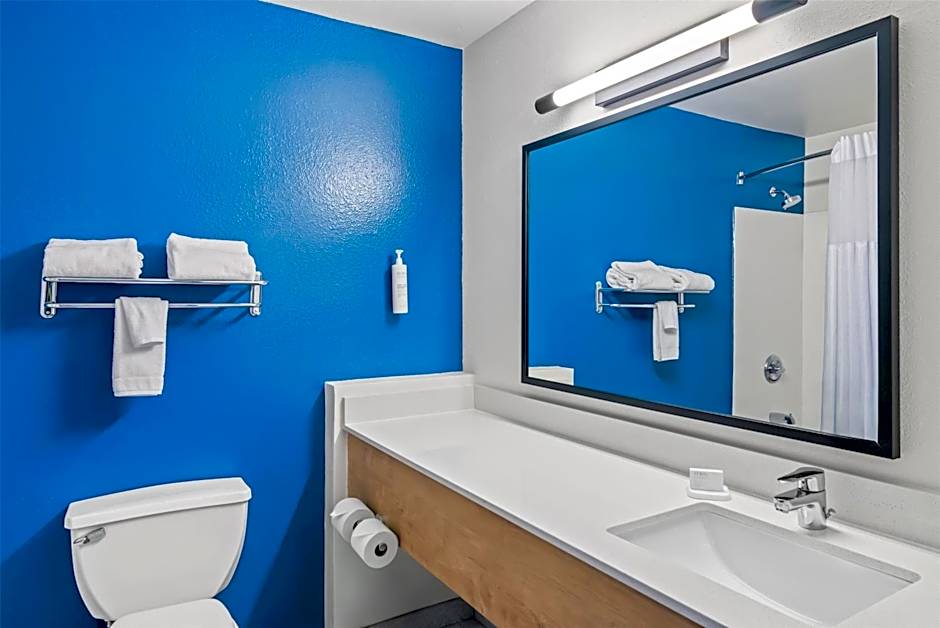 Spark by Hilton Merrillville