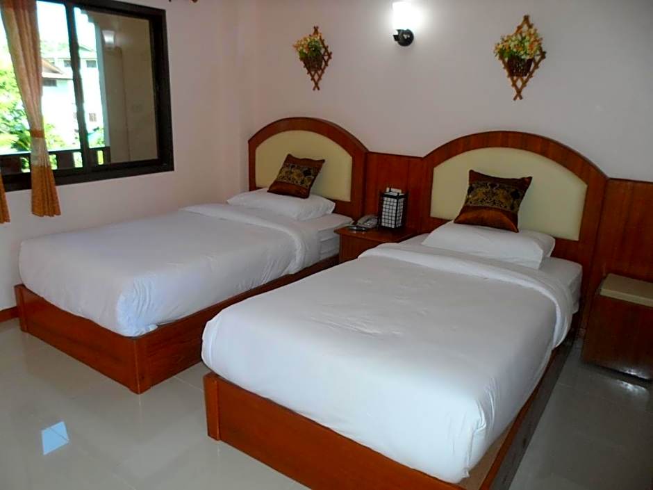 Baan Rom Mai