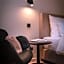 THE ADAMS - Self Check In Hotel