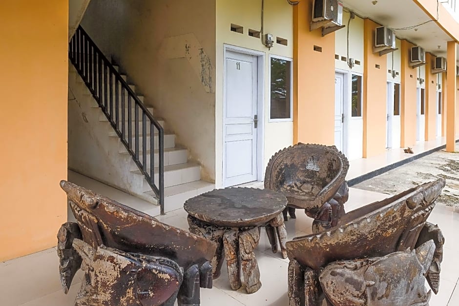 RedDoorz @ Putri Syariah Brebes