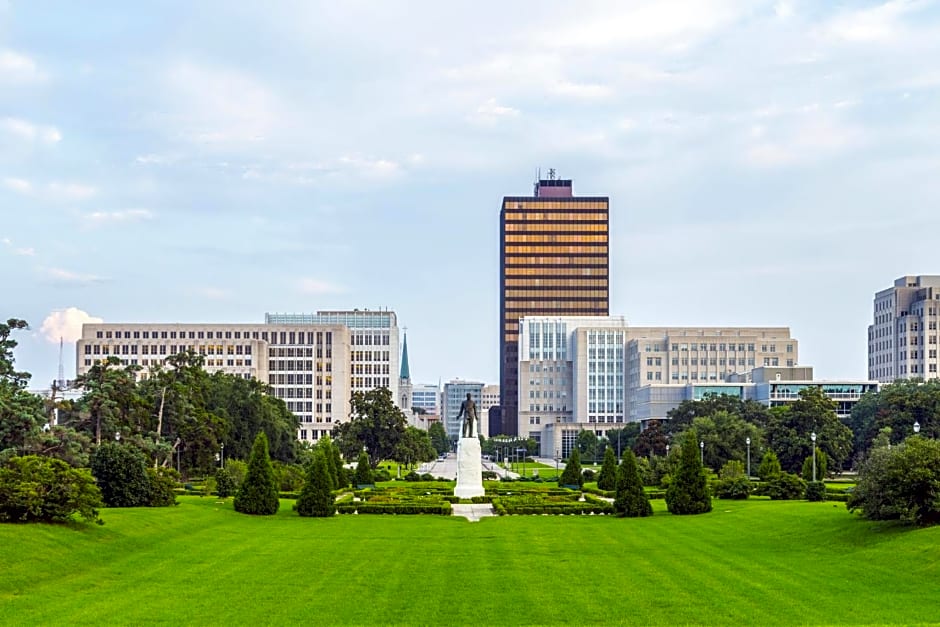 Crowne Plaza Executive Center Baton Rouge By IHG
