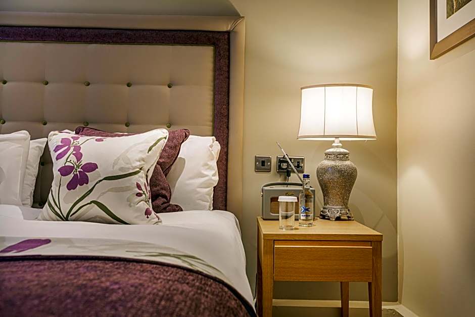 The Royal Oak Hotel, Welshpool - The Coaching Inn Group