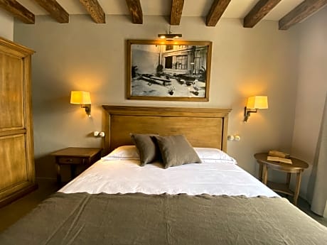 Camera con letto King size in un villaggio di Pescatori vicino a Bellagio