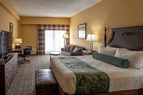 King Room with Balcony