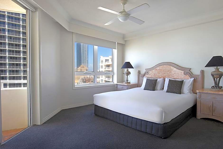 BreakFree Moroccan Surfers Paradise