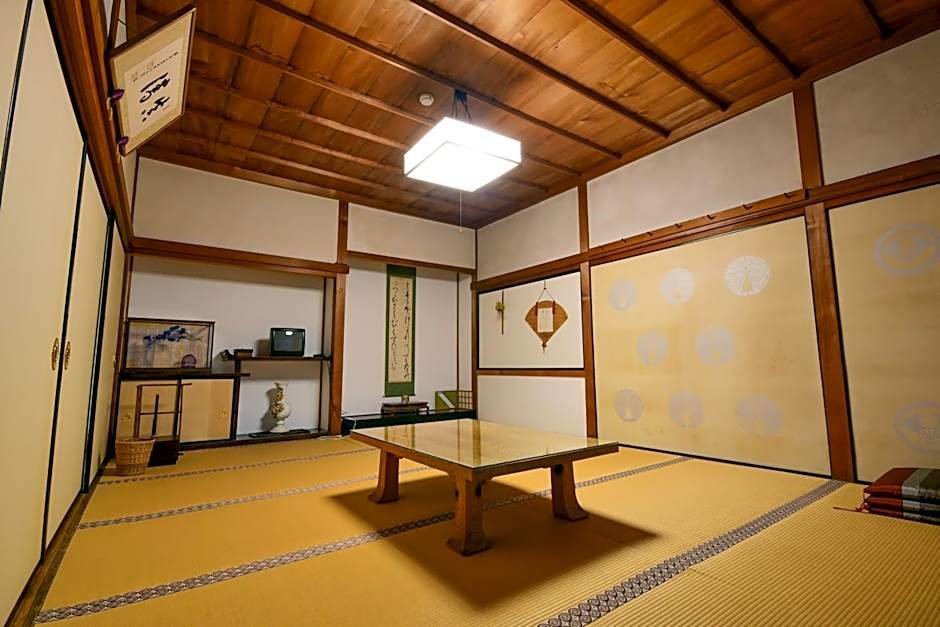 高野山 宿坊 大明王院 -Koyasan Shukubo Daimyououin-