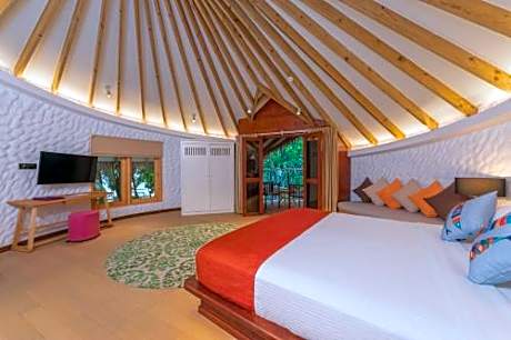 Beach Suite with Pool