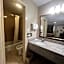 Super 8 by Wyndham La Marque TX/Texas City Area