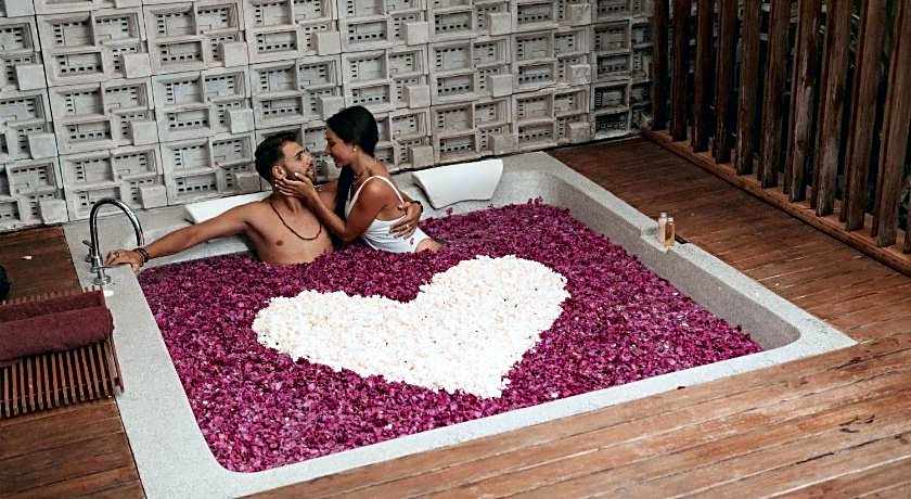 Berry Amour Romantic Villas