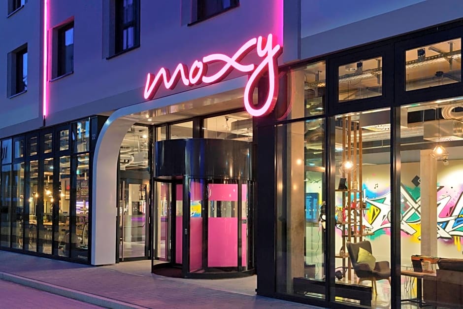 Moxy by Marriott Stuttgart Airport/Messe