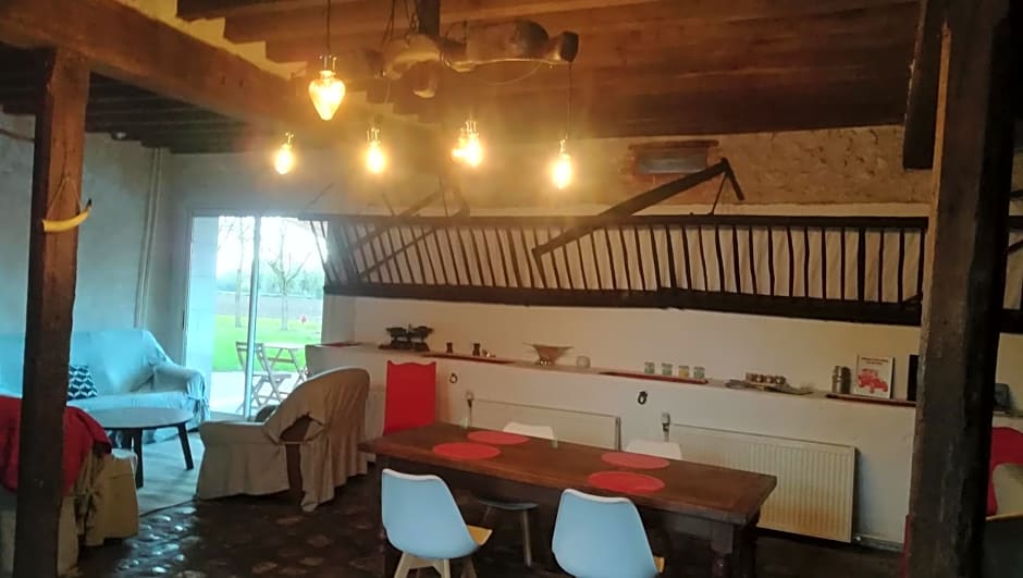 La Ferme de l'isle et sa Roulotte