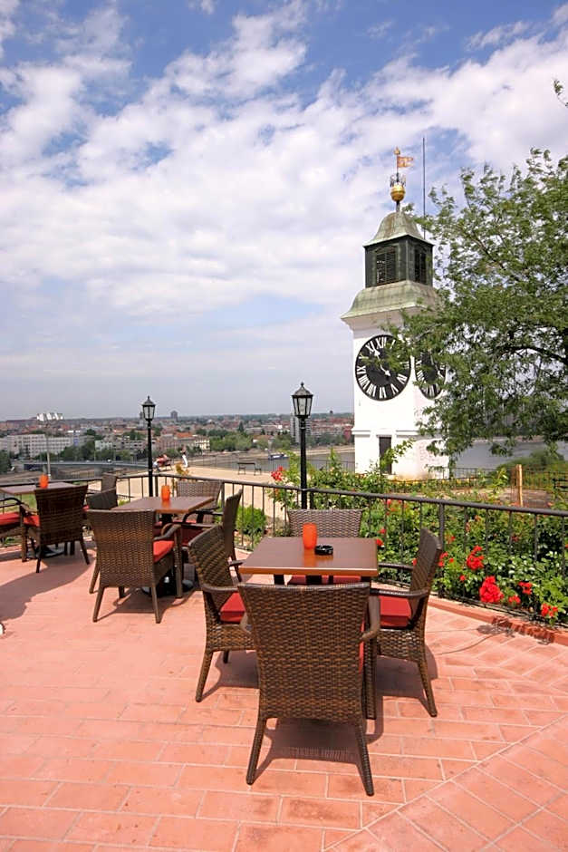 Garni Hotel Leopold I